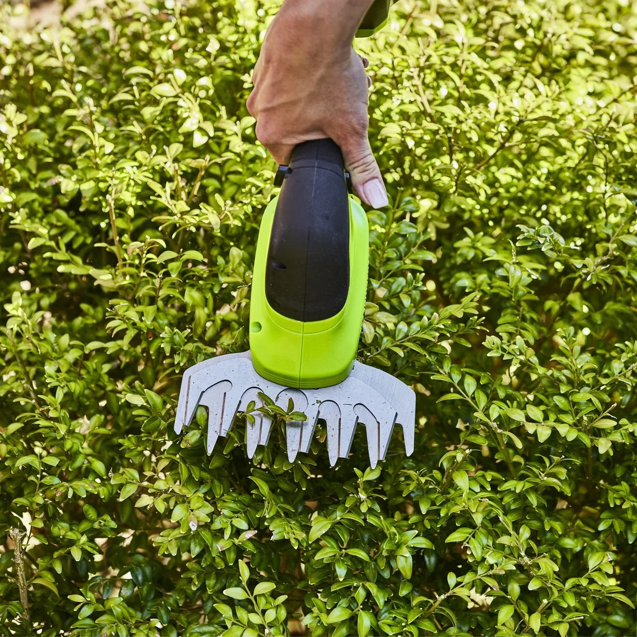 Greenworks Greenworks G24SHT 24v Cordless Shrub Shear (Tool Only) — view 2 of 3