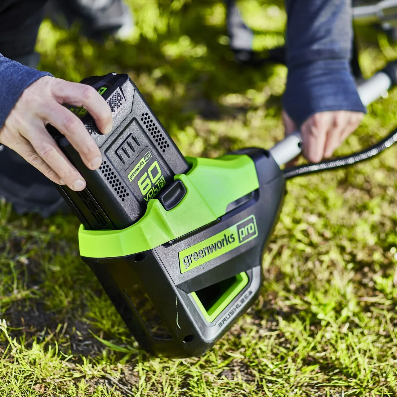 Greenworks Greenworks 60V 40cm Cordless Bike Handle Brushcutter & Line Trimmer (Tool Only) — view 2 of 3