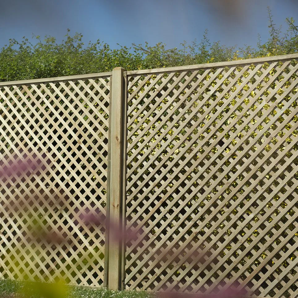 Rosemore Lattice – 180 x 180cm