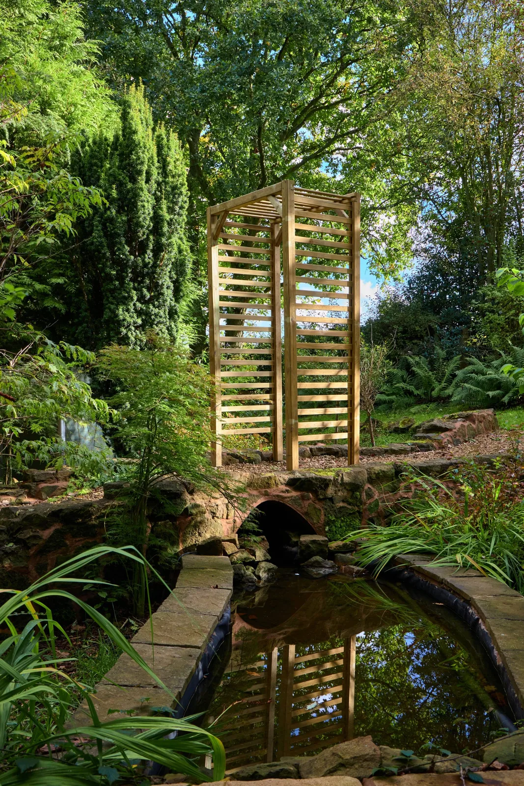 Slatted Arch — view 2 of 9
