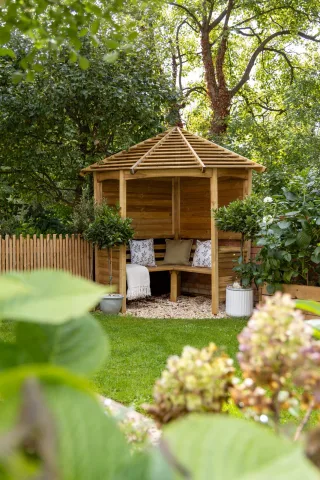 Venetian Corner Garden Arbour