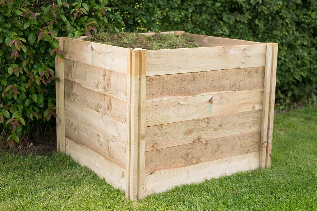 Slot Down Compost Bin