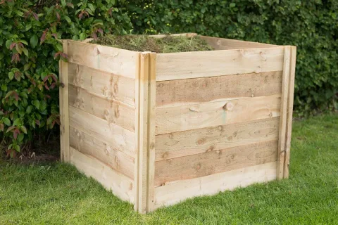 Slot Down Compost Bin